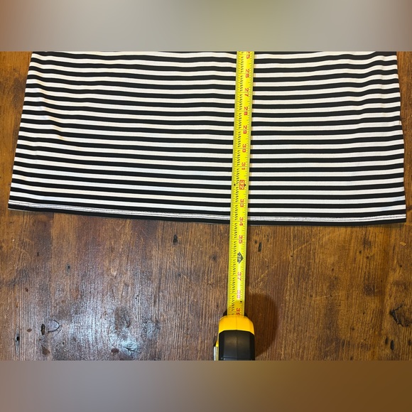 Black and White Striped Laundry by Design Dress Size Medium - Picture 9 of 14